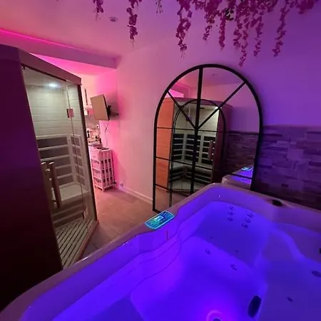 110 Jacuzzi Et Sauna Privatisé Avec Apartamento *